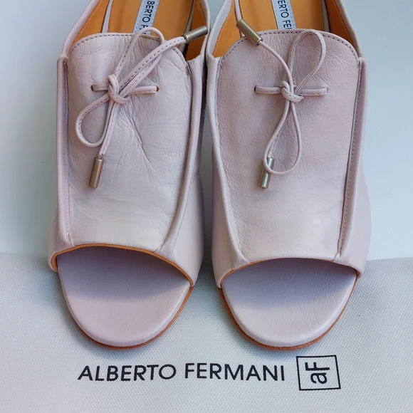 Alberto Fermani dove grey leather mules, EU40, NWT - Picture 2 of 10